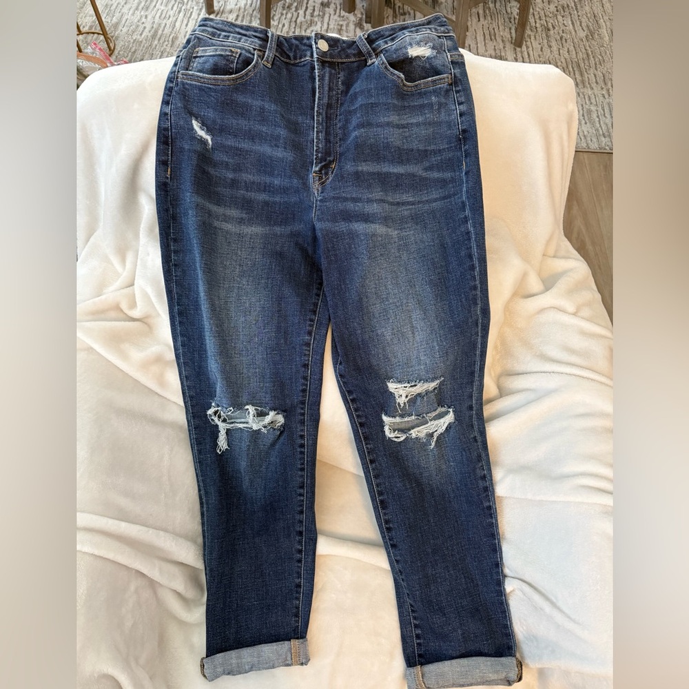 Vervet jeans, size 30, distressed EUC
